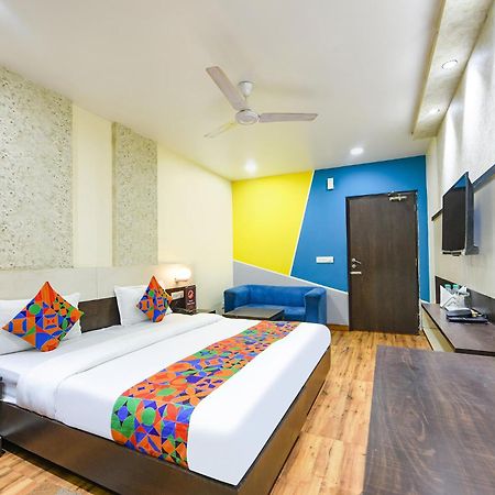 Fabhotel West View Газиабад Екстериор снимка