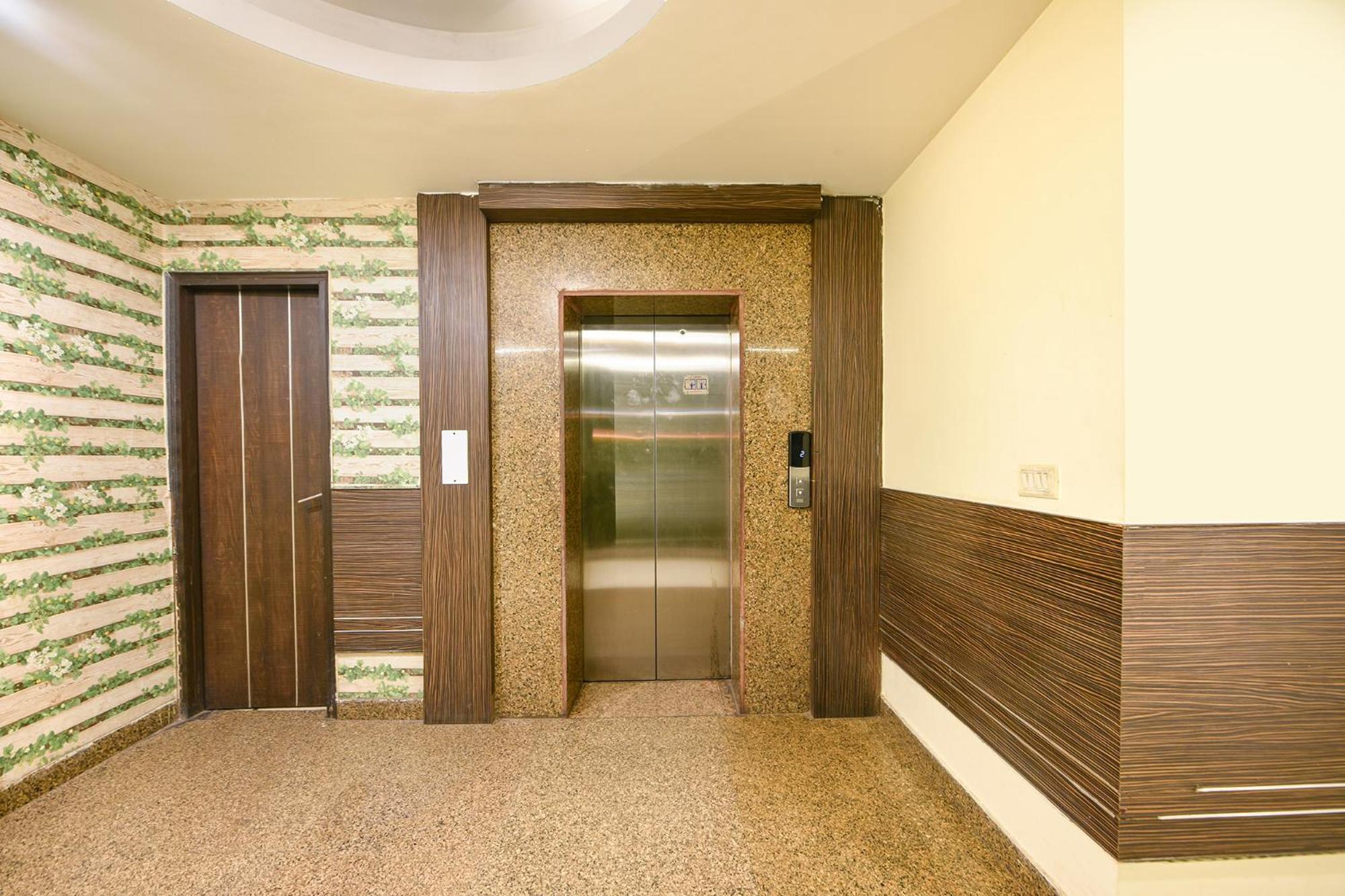 Fabhotel West View Газиабад Екстериор снимка