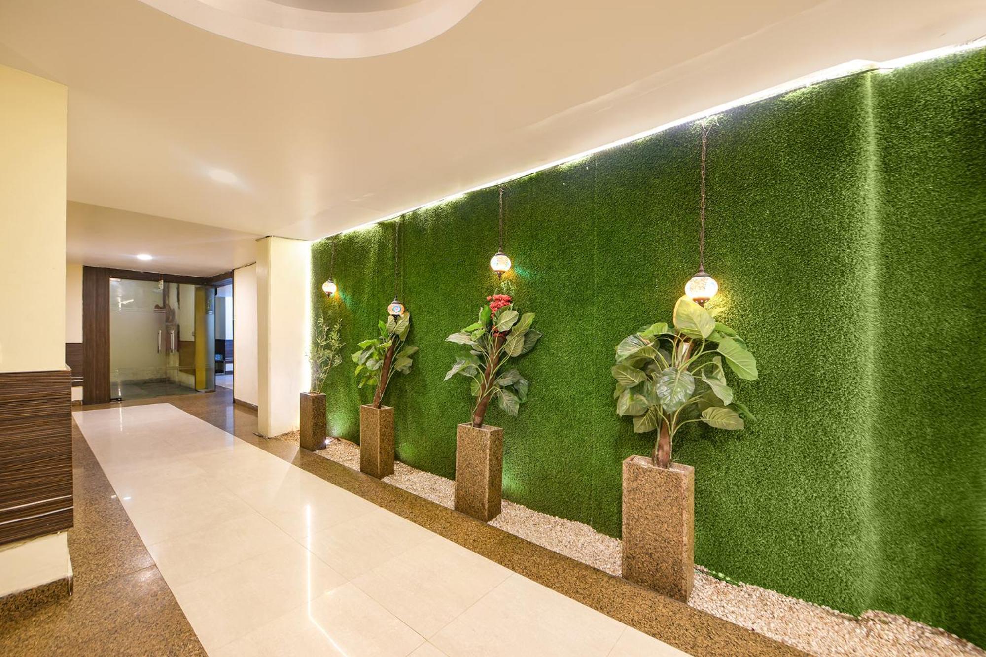 Fabhotel West View Газиабад Екстериор снимка