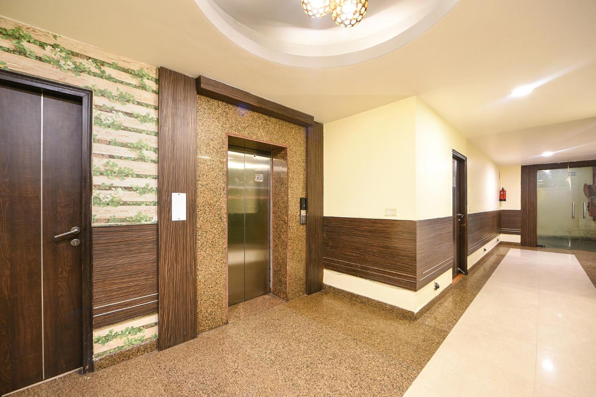 Fabhotel West View Газиабад Екстериор снимка